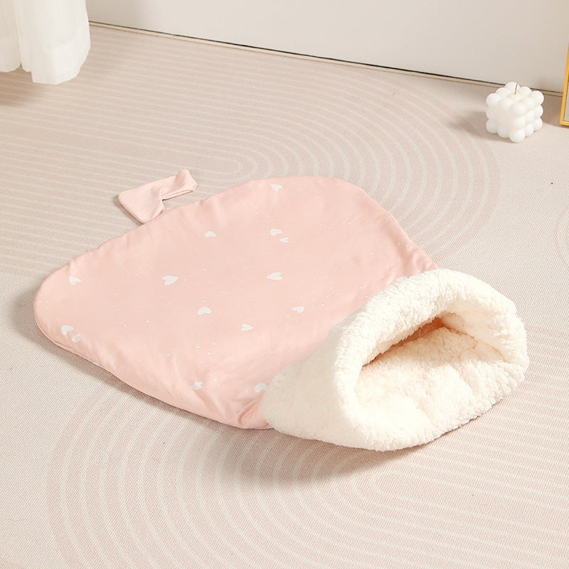 Lambswool Winter Cat Nest Sleeping Bag for Cats & Small Dogs