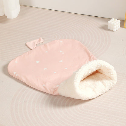 Lambswool Winter Cat Nest Sleeping Bag for Cats & Small Dogs